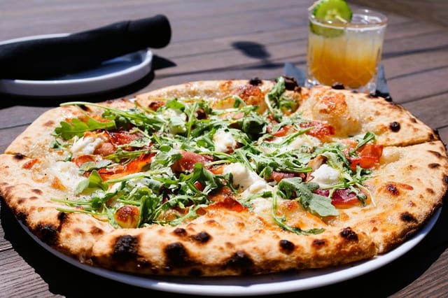 Prosciutto Pizza.