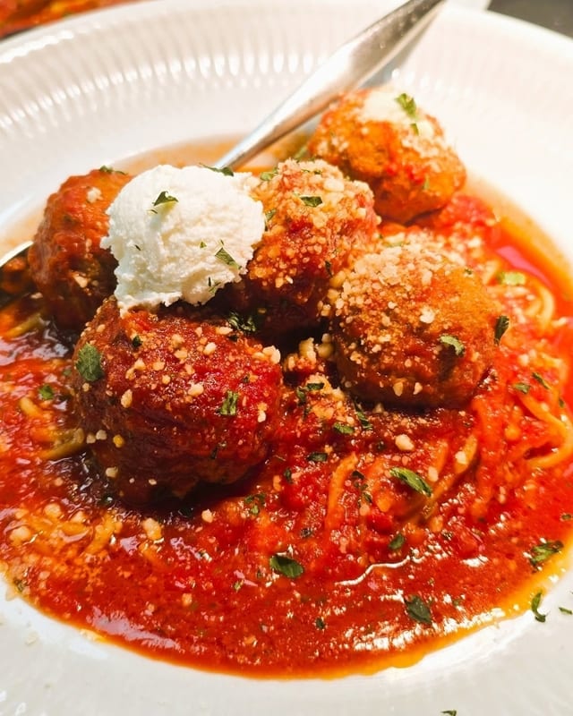 Spaghetti & Meatballs.